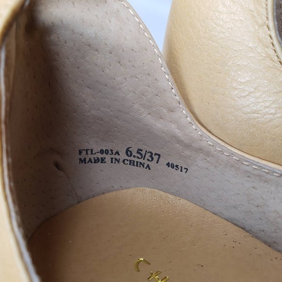 Chinese Laundry Women’s Leather Open Side Slip On Booties Tan Size 6.5 - Picture 7 of 9